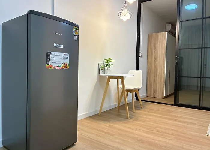 42 Sqm Furnished Quiet Residential Cat Friendly * Бангкок
